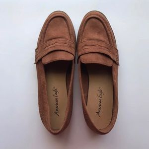American Eagle Loafers (size 8 1/2)